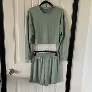 NWOT Cropped Long-Sleeve Top & Elastic-Waist Shorts Lounge Set - Sage Green